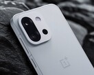 Das kompakte OnePlus 15s könnte doch auf den Markt gekommen. Hier abgebildet ist das OnePlus 13T.