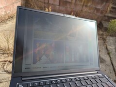 Im Freien bei Sonnenlicht