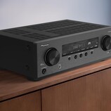 Pioneer hat mit VSX-535 und VSX-835 zwei neue Heimkino-Receiver auf den Markt gebracht. (Bild: Pioneer)
