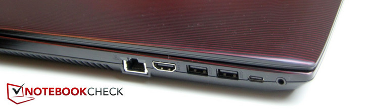 links: LAN, HDMI, 2x USB-3.0 Typ-A, USB 3.0 Typ-C, Kopfhörer-/Mikrofonbuchse