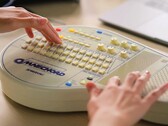 Mit dem Omnichord OM-108 feiert Suzuki sein 70-jähriges Firmenjubiläum (Quelle: Suzuki).