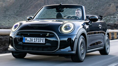 Mini Cooper SE Cabrio: Weltweit erstes BEV-Cabrio kommt in Kleinserie ab 60.000 Euro.