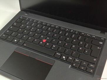 Lenovo ThinkPad T14 G6.