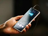 Das Sony Xperia 5 IV ist eines der kompaktesten Smartphones, die derzeit produziert werden. (Bild: Sony)