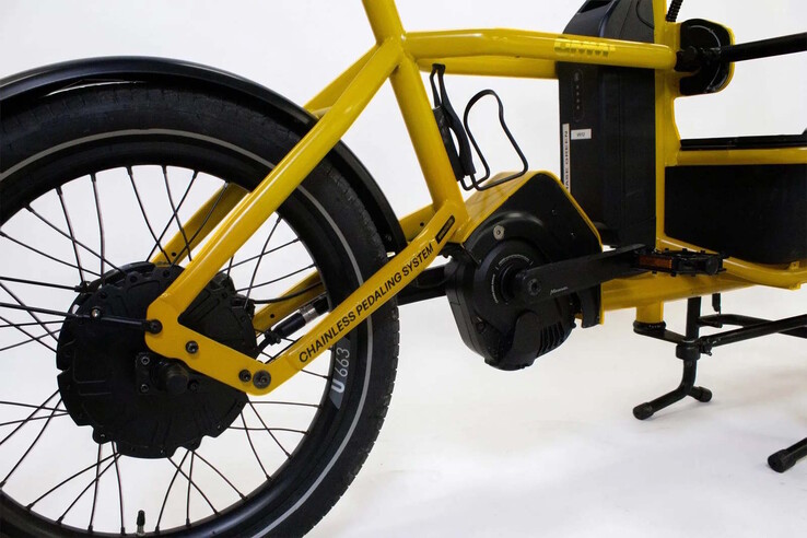 Das elektrische System besteht aus einem Akku, einem Generator (mit Pedalen) und dem eigentlichem Motor