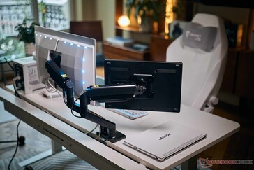 Esslinger Dual Monitorarm...