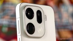 Das Oppo Find X9 Pro (und das günstigere Oppo Find X9) sind ab November in unmittelbarer Nähe Deutschlands erhältlich. (Bildquelle: Alexander Fagot, Notebookcheck)