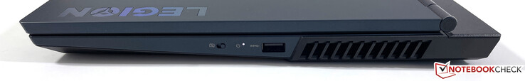 Rechts: E-Shutter (Webcam), USB-A 3.2 Gen.1