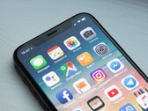 Das nächste, große Update für das Apple iPhone soll auf dem iPhone SE nicht mehr laufen. (Bild: William Hook)