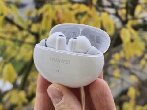 Test Huawei FreeBuds 6i Notebookcheck (Bildquelle: Marcus Herbrich)