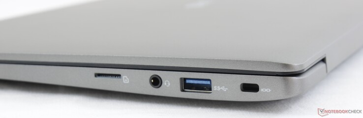 Rechts: MicroSD-Kartenleser, 3,5-mm-Audio-Kombo, USB 3.1 Typ-A, Kensington Lock