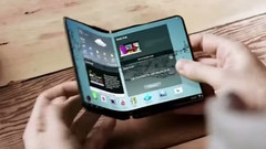 Das bekannte Bild eines faltbaren Tablets aus einem Samsung-Konzeptvideo soll erst 2019 Realität werden.
