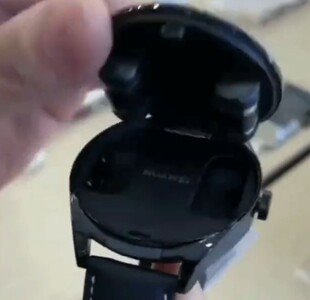 Huawei Watch Buds: Deutlich zu sehen: Die Earbuds kommen nach oben (Screenshot, Quelle: Huawei Update)