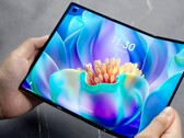 Das Tecno Phantom Ultimate G Fold ist erstmals offiziell in einem Hands-On-Video zu sehen - es bleibt vorerst aber erneut ein Konzept. (Bildquelle: Tecno)