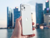 Der Hersteller der Kamera-Objektive für das iPhone 12 streitet jedwede Anschuldigung zu Qualitätsproblemen ab. (Bild: Thai Nguyen, Unsplash)