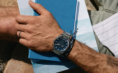 Fossil präsentiert die neue Hybrid-Smartwatch HR Everett. (Bild: Fossil)