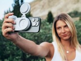 SnapGrip Pro unterstützt sowohl das Apple iPhone als auch Qi2-Android-Smartphones. (Bildquelle: ShiftCam)