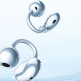 Enco Clip: Neue Kopfhörer werden ums Ohr gelegt (Bildquelle: Oppo)