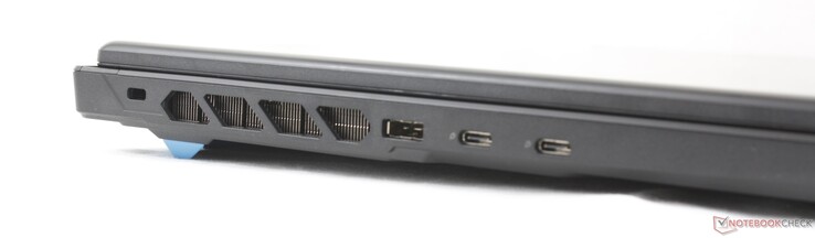 Links: Kensington Schloss, Netzteil, 2x USB-C 3.2 Gen. 2 mit DisplayPort und Power Delivery