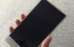 An drei Seiten fast randlos: Das Umidigi C Pro wird demnächst gegen das Mi Mix von Xiaomi ins Feld ziehen.