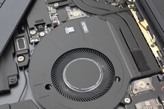 Das Dell XPS 16 mit dem Core Ultra X7 kann trotz lauterem Lüfter und höherem Verbrauch überzeugen