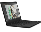 Das ThinkPad E490 bietet mit der Radeon-GPU mehr Grafikleistung, wird aber auch sehr heiß