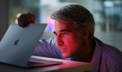 Wer ein MacBook Pro oder ein MacBook Air für aufwändige Video-Bearbeitung nutzen möchte, der sollte zum Modell mit 16 GB RAM greifen. (Bild: Apple)