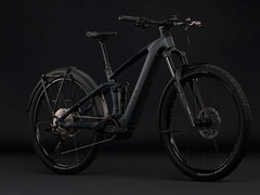 Das Stereo Hybrid One44 Pro 800 FE 2027 ist ein voll ausgestattetes E-Bike