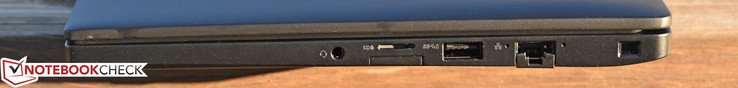 Rechts: 3,5-mm-Audio, microSD-Leser, SIM-Karte, USB 3.0 (Powered), Gigabit-Ethernet, Kensington Lock