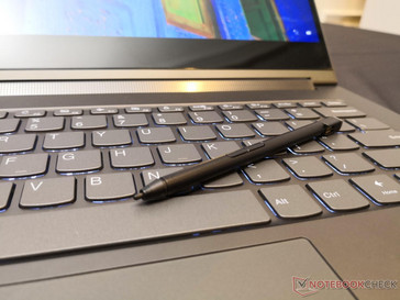 Der Digitizer ist dünner als beispielsweise beim Surface Pro