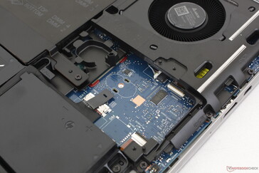 Leerer WWAN-Slot auf dem Motherboard