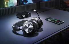 SteelSeries hat mit den Arctis Nova Pro seine bisher hochwertigsten Kopfhörer vorgestellt. (Bild: SteelSeries)