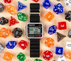 Die Timestop D-20 Digitaluhr hat ein komplettes D&D-Würfelset integriert. (Bildquelle: Timestop)