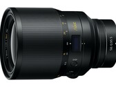 Nikon konkurriert mit dem Leica Noctilux um die Krone des besten f/0.95-Objektivs. (Bild: Nikon)
