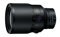 Nikon konkurriert mit dem Leica Noctilux um die Krone des besten f/0.95-Objektivs. (Bild: Nikon)