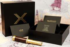 Vivo X30: Einladung für Launch-Event mit Taschenteleskop.