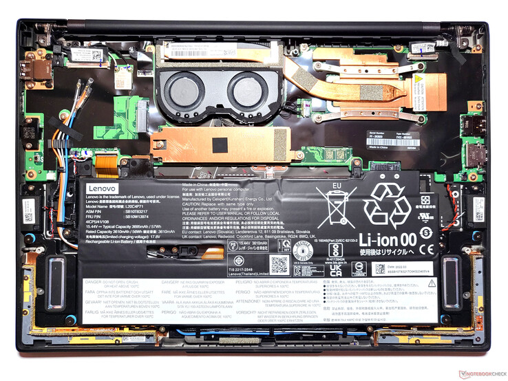 Blick ins Innere: Lenovo ThinkPad X1 Carbon Gen 10