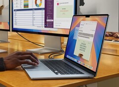 Das MacBook Air wird erstmals auch in Blau angeboten. (Bildquelle: Apple)