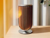 Die Beolab 8 packen drei Treiber und drei Verstärker in einen relativ kompakten Lautsprecher. (Bild: Bang & Olufsen)