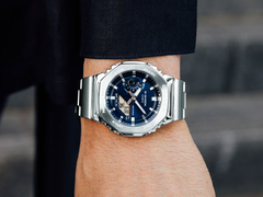 Casio: Das mutmaßliche neue Modell wird ein ähnliches Design wie die GM-2110D-2B (Bild) aufweisen, doch mit einer anderen Zifferblattfarbe - wahrscheinlich beige/braun. (Bildquelle: Casio)