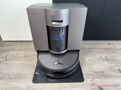 Der Ecovacs Deebot X11 OmniCyclone startet mit Rabatt (Bildquelle: Marcus Schwarten, Notebookcheck)