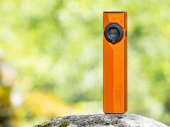 Die Olight ArkPro Ultra gibt's demnächst auch in Amber Orange