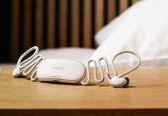 Die neuesten Ohrhörer von Philips sollen beim Schlafen besonders komfortabel getragen werden können. (Bild: Philips)