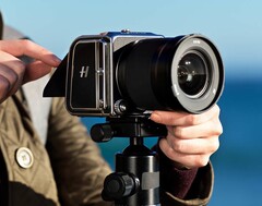 Die Hasselblad 907X soll bald einen Nachfolger mit 100 MP Sensor erhalten. (Bild: Hasselblad)