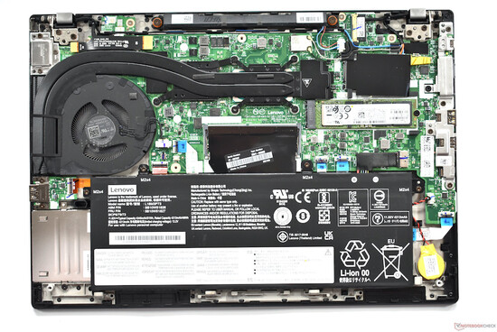 Das Innenleben des Lenovo ThinkPad T14 Gen 2 (Bild: Benjamin Herzig)