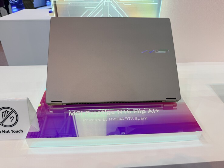 MSI 2-in1 Prestige N16 Flip AI+ auf der Computex 2026