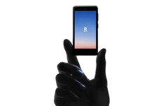 Das neue Mini-Smartphone gibt's vorerst nur in Japan. (Bild: Rakuten)