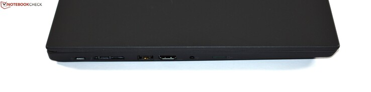 Links: USB 3.1 Gen 1 Typ C, Thunderbolt 3 (20 GBit/s), USB 3.0 Typ A, HDMI 1.4b, Kombo-Audio, microSD-Kartenleser
