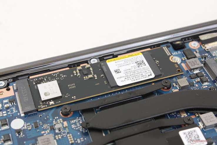 Das System unterstützt bis zu eine interne M.2-PCIe4-x4-NVMe-SSD ohne Heatspreader