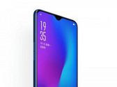 Die Notch als Wassertropfen ist das herausragende Merkmal der Oppo R17-Serie.